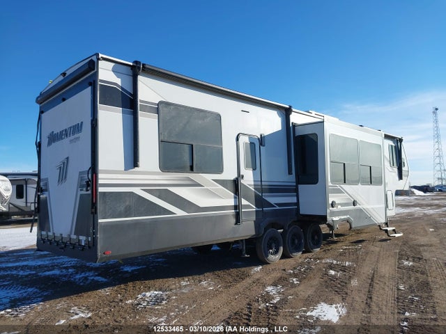 573FM4733TBB05125 Grand Design Recreational