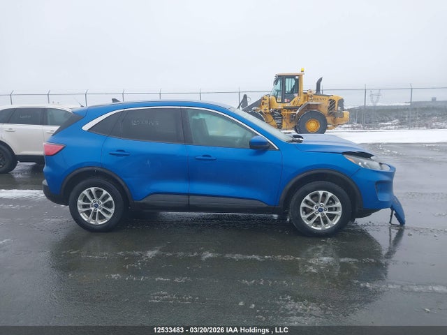 Продажа на аукционе авто 2020 Ford Escape Se, vin: 1FMCU9G65LUA87483, номер лота: 12533483