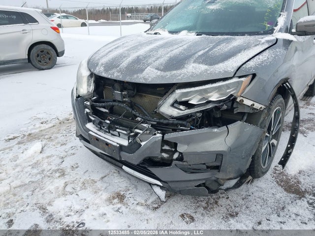 5N1AT2MV4HC750181 Nissan Rogue Sv/sl