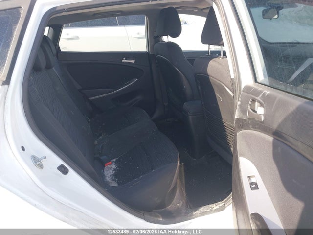 KMHCT5AE1FU203732 Hyundai ACCENT SE