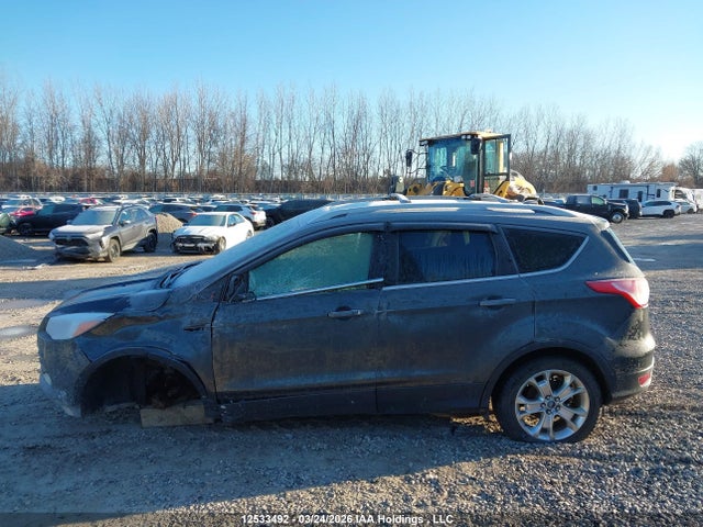 1FMCU9J97GUC84745 Ford Escape Titanium