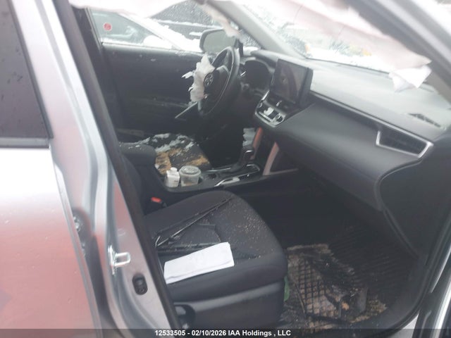 7MUBAABG3RV098351 Toyota Corolla Cross Le