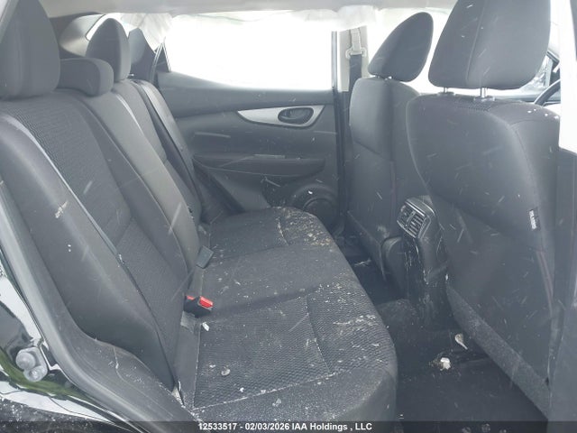 JN1BJ1CP0JW184040 Nissan Qashqai S 4dr2wd