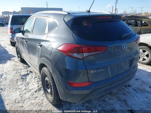 KM8J3CA4XHU527378 Hyundai Tucson Premium