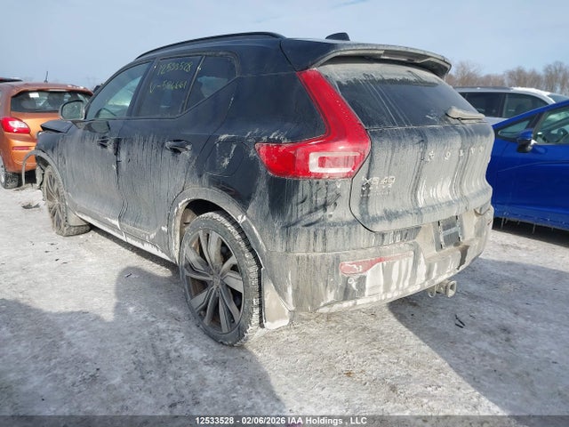 YV4ED3UR4M2526661 Volvo XC40