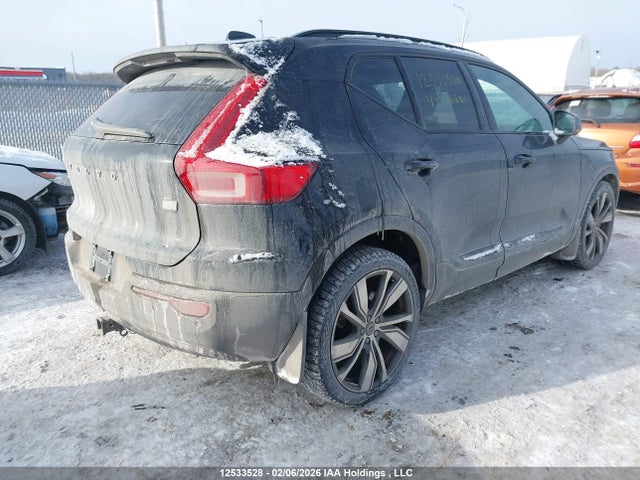 YV4ED3UR4M2526661 Volvo XC40