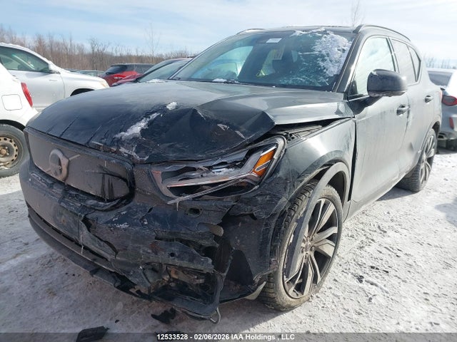 YV4ED3UR4M2526661 Volvo XC40
