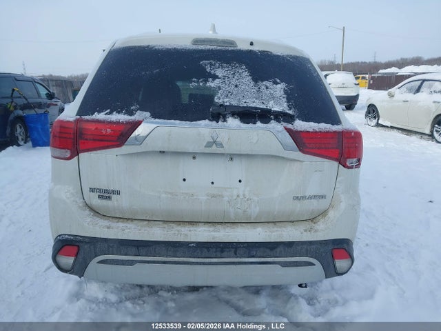 Mitsubishi Outlander Es 2019 JA4AZ2A35KZ605199 Image 16
