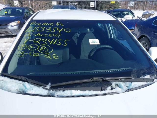 12533540 :رقم المزاد ، KMHCT5AE1FU234155 vin ، 2015 Hyundai Accent مزاد بيع
