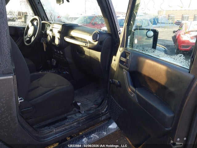 1C4AJWAG1JL903449 Jeep Wrangler Sport