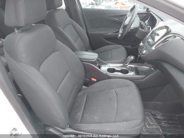 1G1ZE5ST3HF141417 Chevrolet MALIBU LT