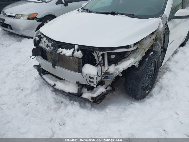 1G1ZE5ST3HF141417 Chevrolet MALIBU LT