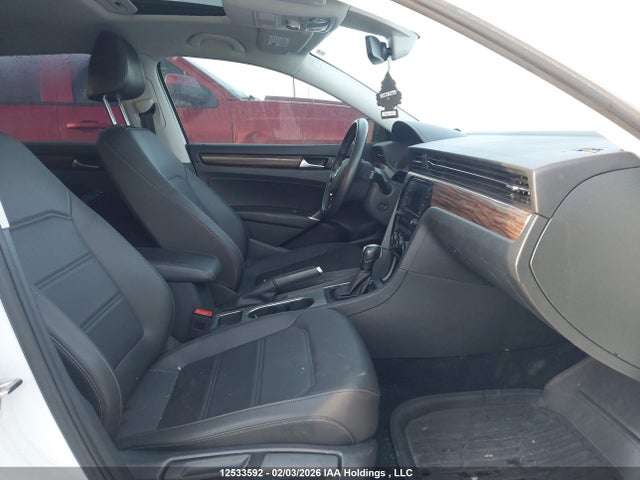 Aukcja sprzedaży 2022 Volkswagen Passat 2.0t Limited Edition, vin: 1VWBA7A31NC009025, numer aukcji: 12533592