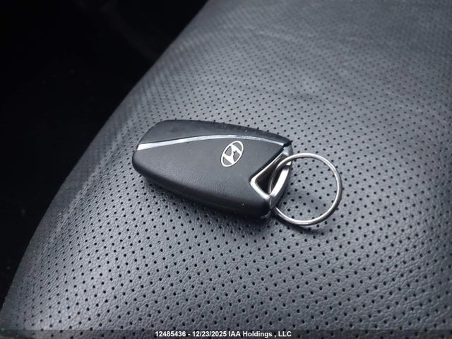 KM8SNDHF8HU221615 Hyundai Santa Fe Xl Ultimate