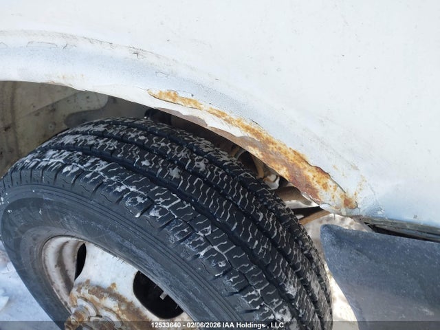 2004 Chevrolet Express Comm Cutaway Standard მანქანა იყიდება აუქციონზე, vin: 1GBJG31U741114326, აუქციონის ნომერი: 12533640