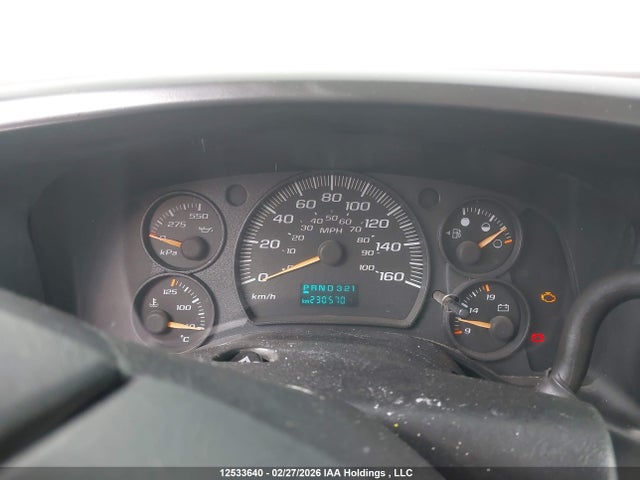 2004 Chevrolet Express Comm Cutaway Standard მანქანა იყიდება აუქციონზე, vin: 1GBJG31U741114326, აუქციონის ნომერი: 12533640