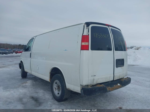 GMC Savana 2500 1wt 2014 1GTW7FCA0E1205543 Image 3