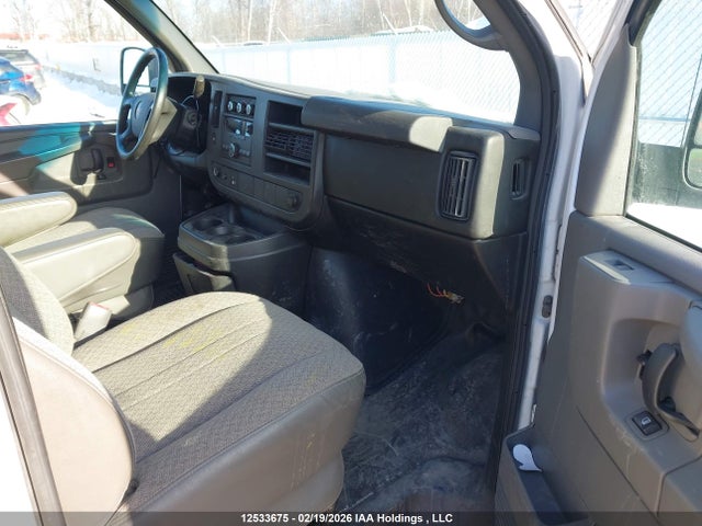GMC Savana 2500 1wt 2014 1GTW7FCA0E1205543 Image 5