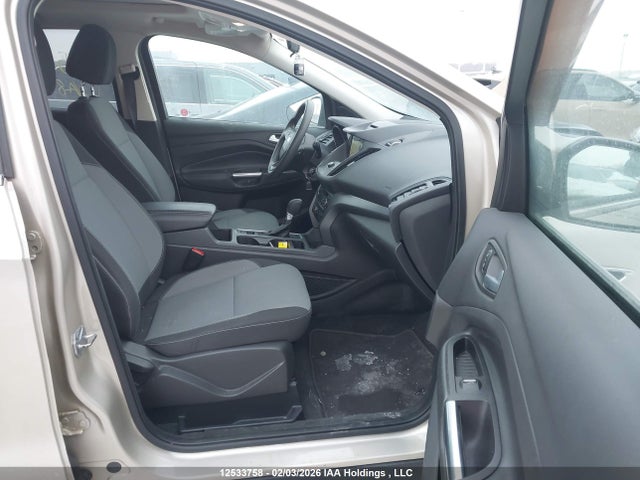1FMCU9G93HUA84776 Ford ESCAPE SE