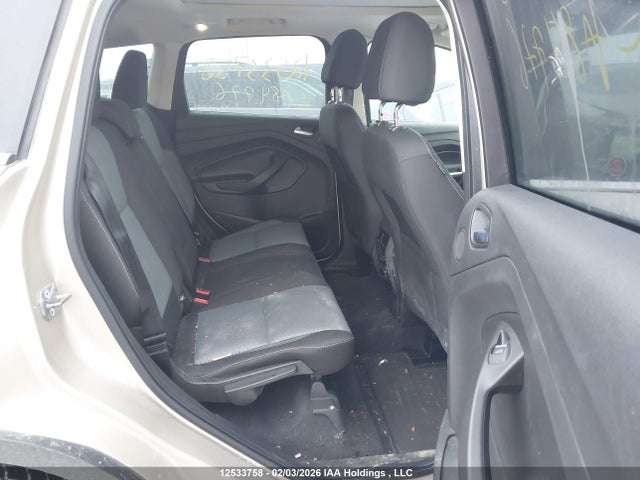 1FMCU9G93HUA84776 Ford ESCAPE SE