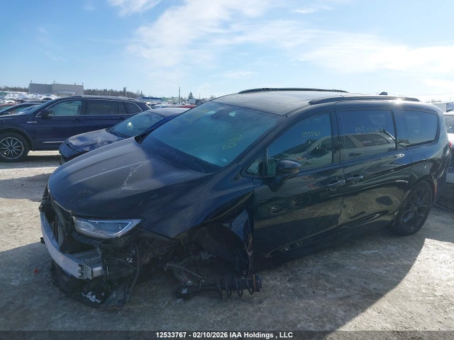 Chrysler Pacifica Limited 2025 2C4RC1GG4SR603453 Image 15