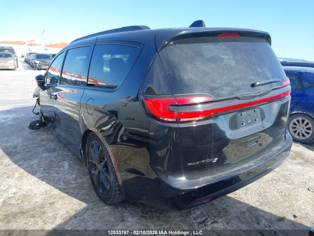 Chrysler Pacifica Limited 2025 2C4RC1GG4SR603453 Image 3