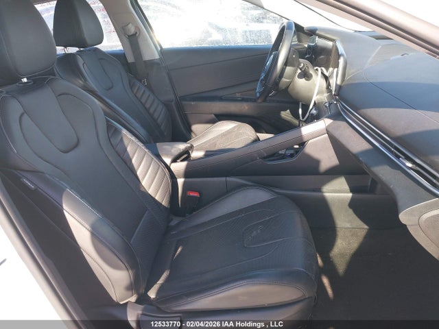 KMHLN4AG6NU284179 Hyundai ELANTRA SEL