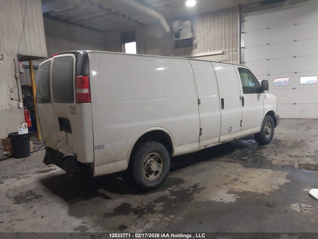 1GCWGBFF3H1113122 Chevrolet Express 2500 1wt