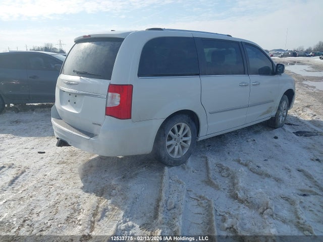 2C4RC1GG4GR286166 Chrysler Town &amp; Country Limited Platinum