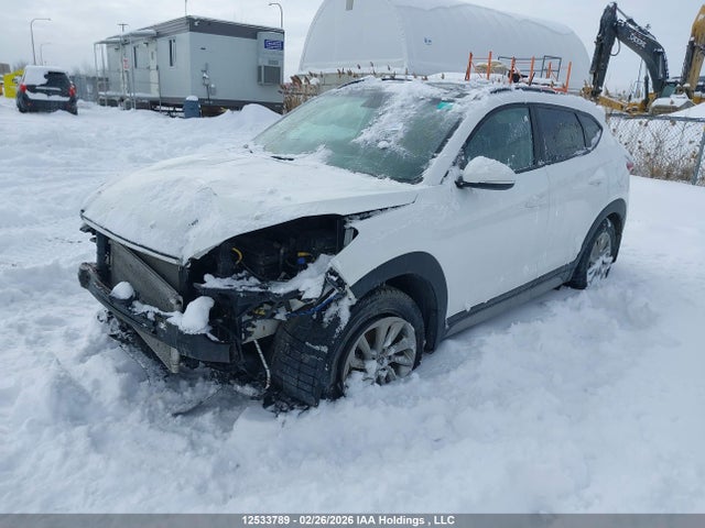 KM8J3CA4XHU420413 Hyundai Tucson Limited/sport And Eco/se