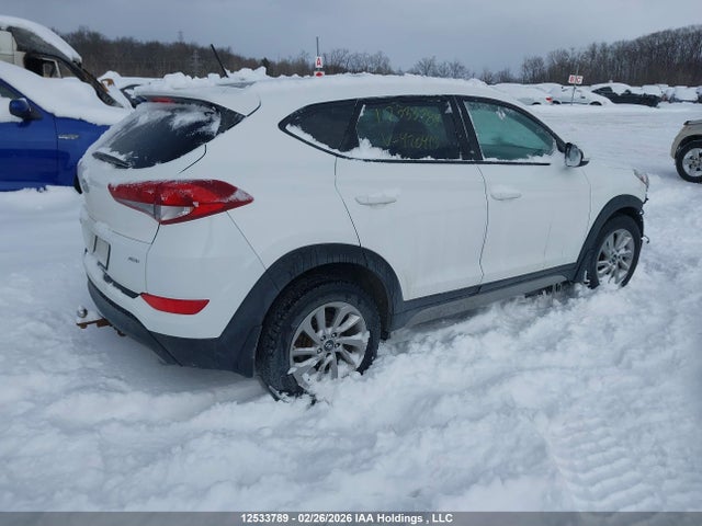 KM8J3CA4XHU420413 Hyundai Tucson Limited/sport And Eco/se