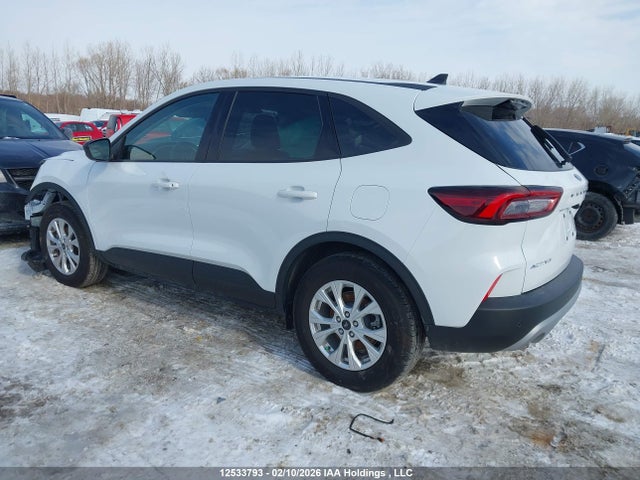 1FMCU9GNXSUA13837 Ford Escape Active