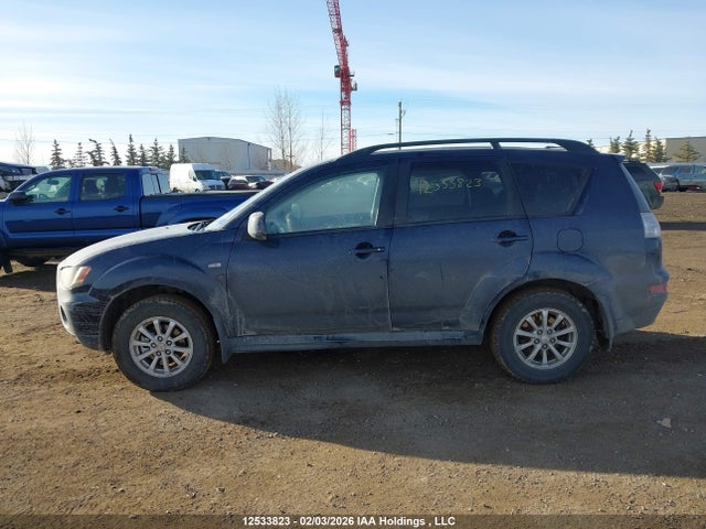 12533823 :رقم المزاد ، JA4AS2AW7AZ605704 vin ، 2010 Mitsubishi Outlander Es مزاد بيع