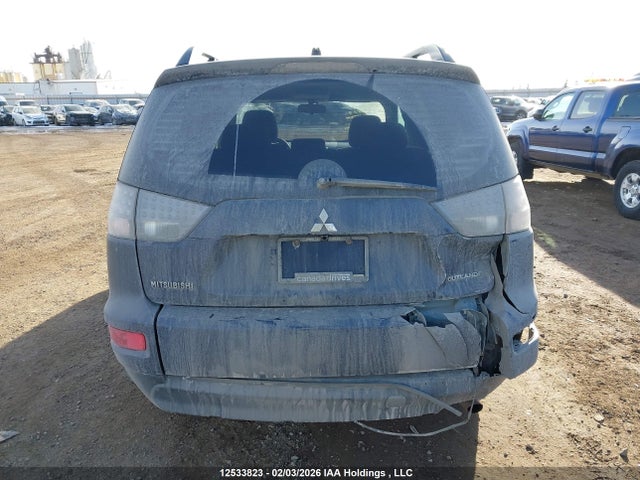 12533823 :رقم المزاد ، JA4AS2AW7AZ605704 vin ، 2010 Mitsubishi Outlander Es مزاد بيع
