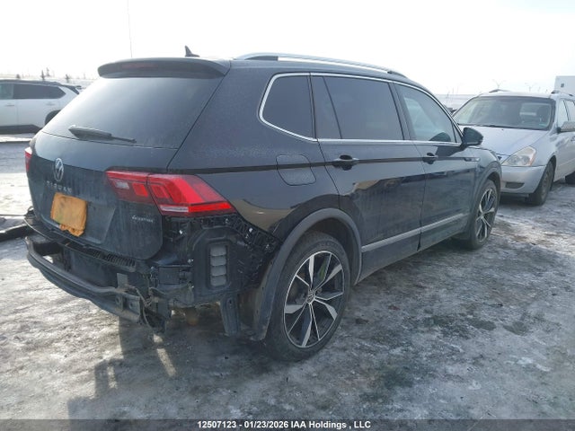 3VV4B7AX7PM102761 Volkswagen Tiguan Highline R-line
