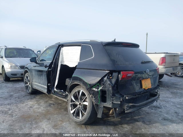 3VV4B7AX7PM102761 Volkswagen Tiguan Highline R-line