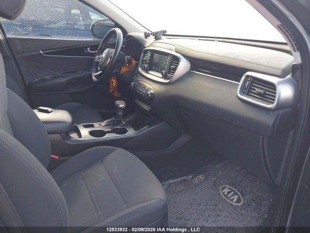 5XYPGDA39KG517949 KIA Sorento 2.4l Lx