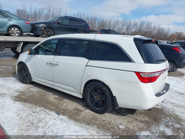 12533946 :رقم المزاد ، 5FNRL5H90BB089023 vin ، 2011 Honda Odyssey Touring مزاد بيع