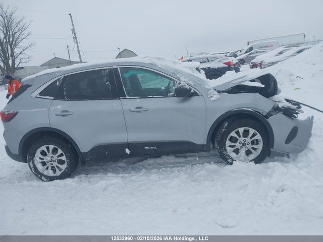 1FMCU9GN3PUA55600 Ford Escape Active