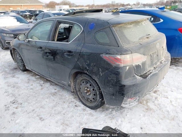 JTHKD5BH6H2285878 Lexus CT 200H
