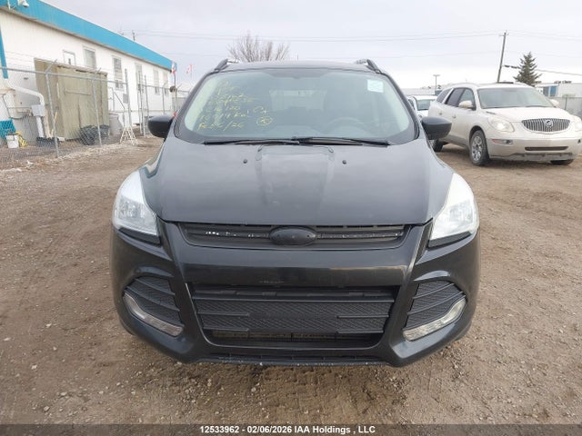 1FMCU9G94FUC16120 Ford ESCAPE SE