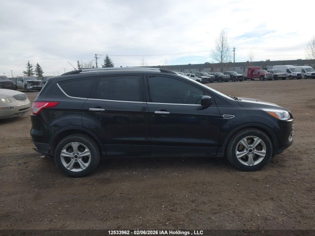 1FMCU9G94FUC16120 Ford ESCAPE SE