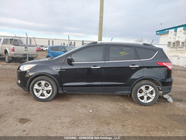 1FMCU9G94FUC16120 Ford ESCAPE SE