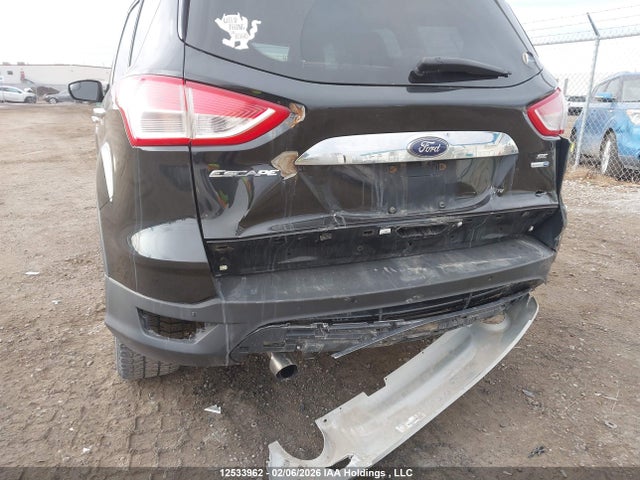 1FMCU9G94FUC16120 Ford ESCAPE SE