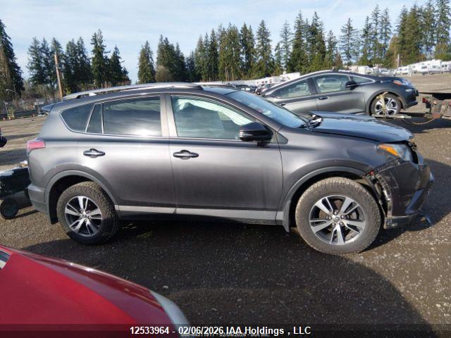 Продаж на аукціоні авто 2017 Toyota Rav4 Xle, vin: 2T3RFREV8HW639975, номер лоту: 12533964