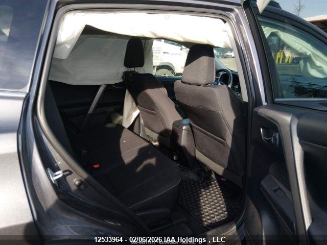 Продаж на аукціоні авто 2017 Toyota Rav4 Xle, vin: 2T3RFREV8HW639975, номер лоту: 12533964