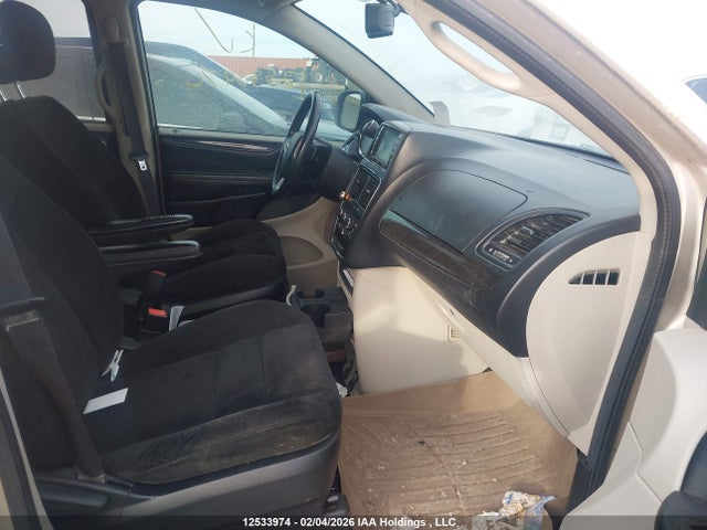 2C4RDGBG8FR611729 Dodge Grand Caravan Se