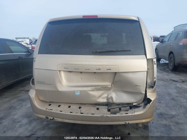 2C4RDGBG8FR611729 Dodge Grand Caravan Se