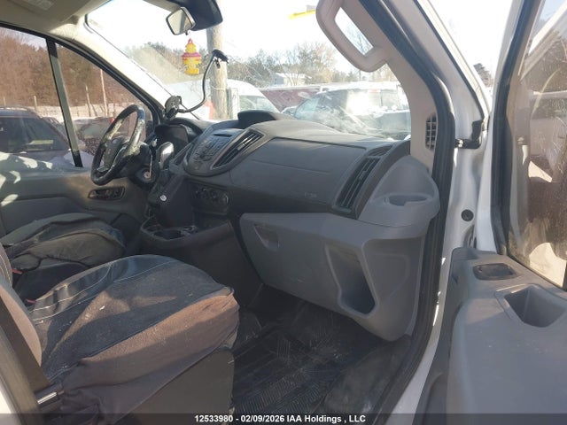 Ford Transit-150 2016 1FTYE2YM1GKB55923 Image 5