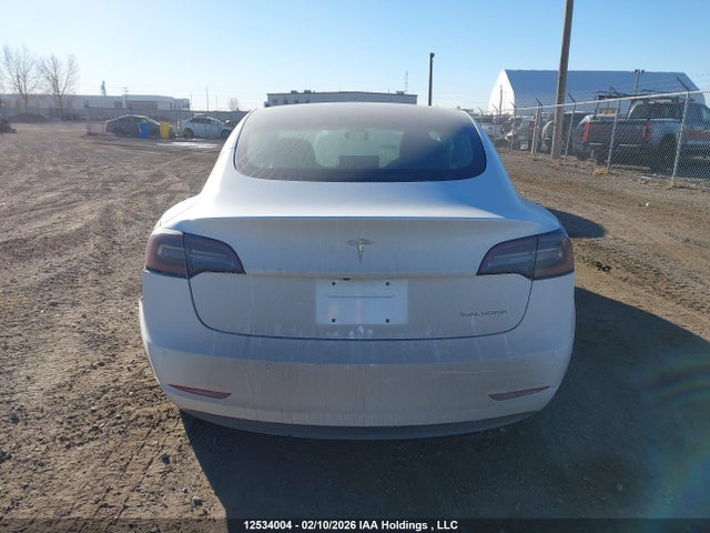 5YJ3E1EB8JF127161 Tesla MODEL 3